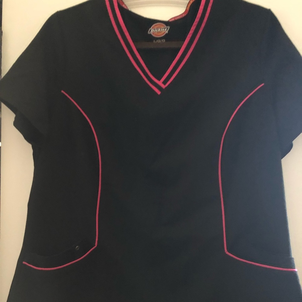 Dickies scrub top